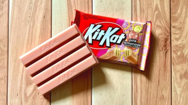 Kit Kat Limited Edition Pink Lemonade 1.5oz (42g) - TheHoookahClub